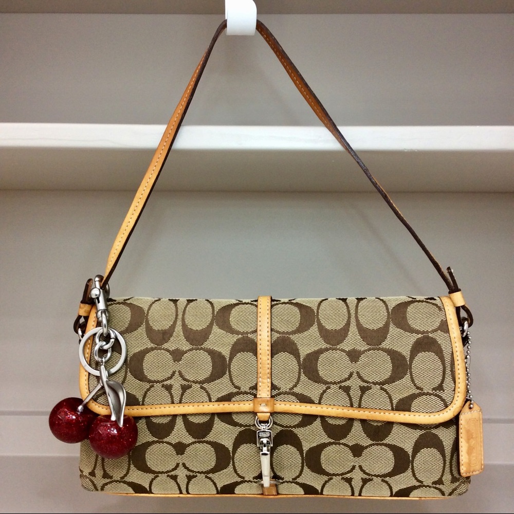 ✨ COACH Vintage Hampton Bag Signature Fabric Leather Demi Flap Clip Y2K Soho